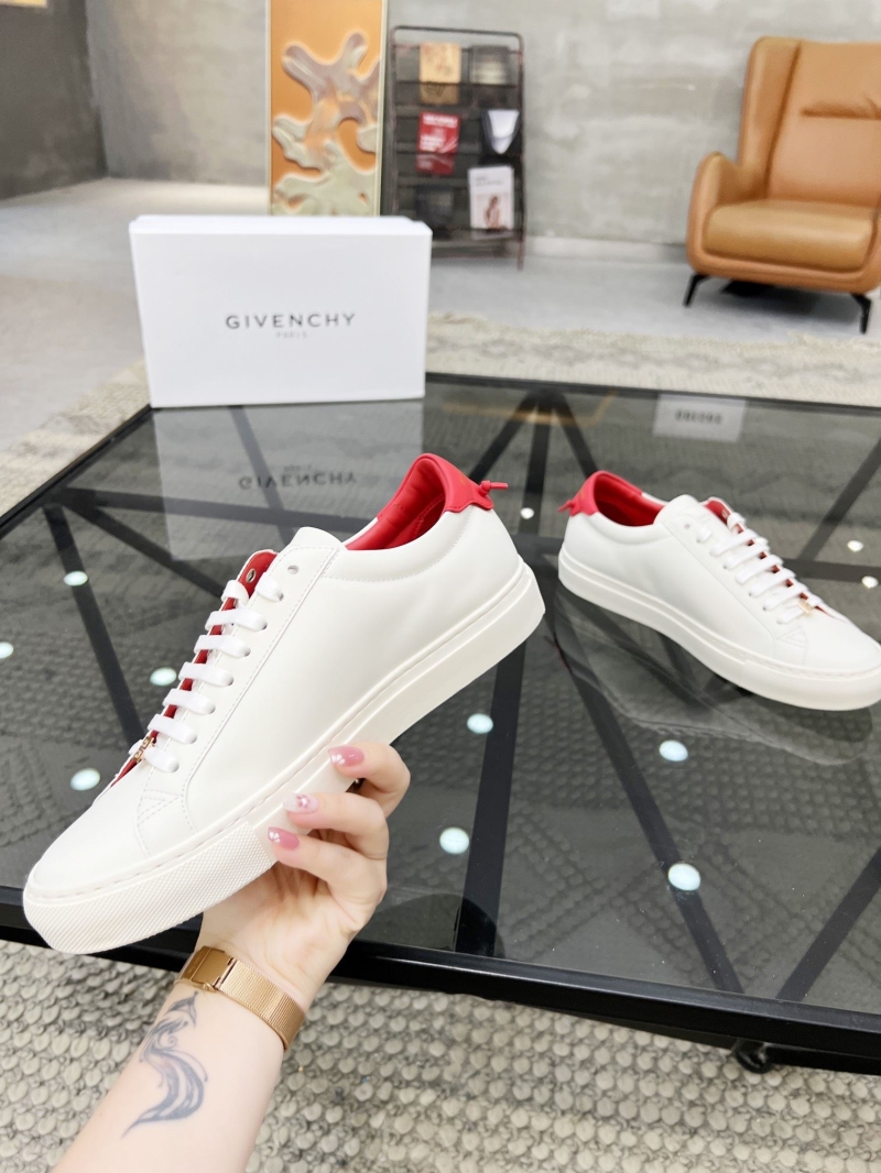 Givenchy Sneakers